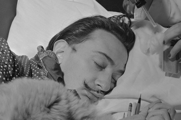 Ni MIT ni la Sorbona: Salvador Dalí fue precursor de la siesta abalada por los científicos del Instituto del Cerebro de París