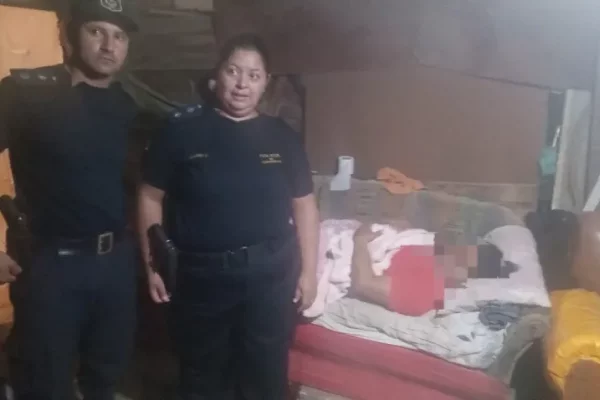 Policías de Corrientes ayudaron a una mujer a dar a luz