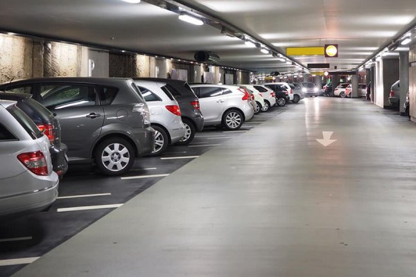 Subieron los precios en los estacionamientos privados de Corrientes