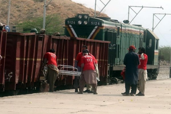 El ejército de Pakistán mata a los 33 insurgentes que secuestraron un tren con 400 pasajeros