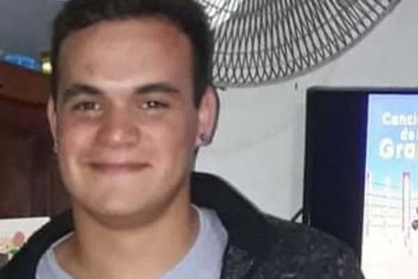 COMPARTIR! Buscan a un joven de Corrientes desaparecido en Bahía Blanca