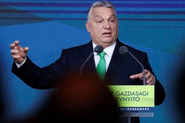 Orbán revocará el pasaporte a los húngaros con doble nacionalidad