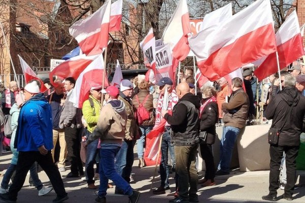 Nacionalistas polacos bloquean la frontera para protestar contra la política migratoria de Alemania